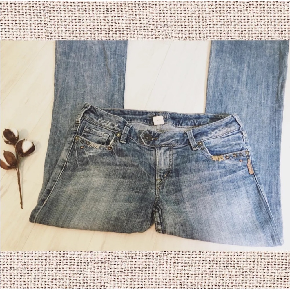 Women’s Silver Jeans Tuesday flap size W30/L33